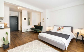Athens' Best Location- Stunning & Spacious Studio